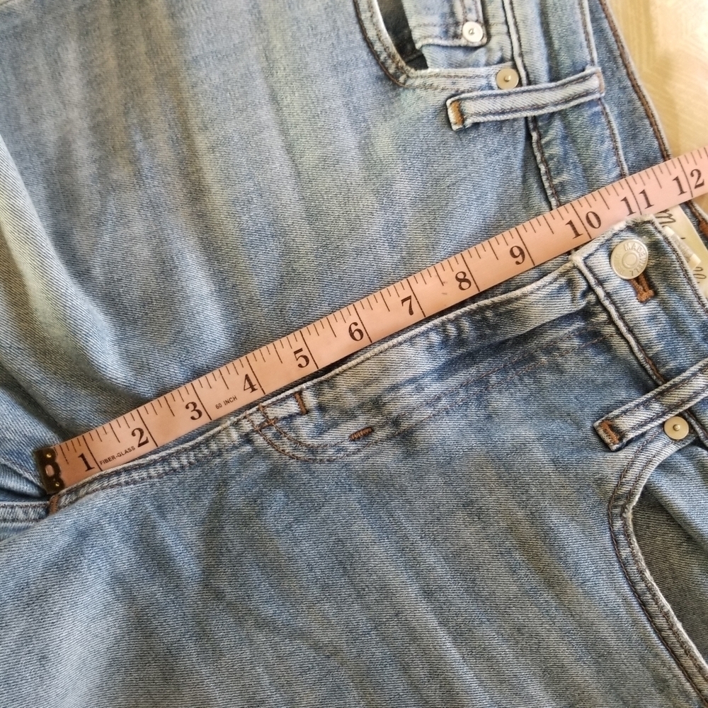 Madewell | The High-Rise Slim Crop Boyjean - Picture 8 of 10